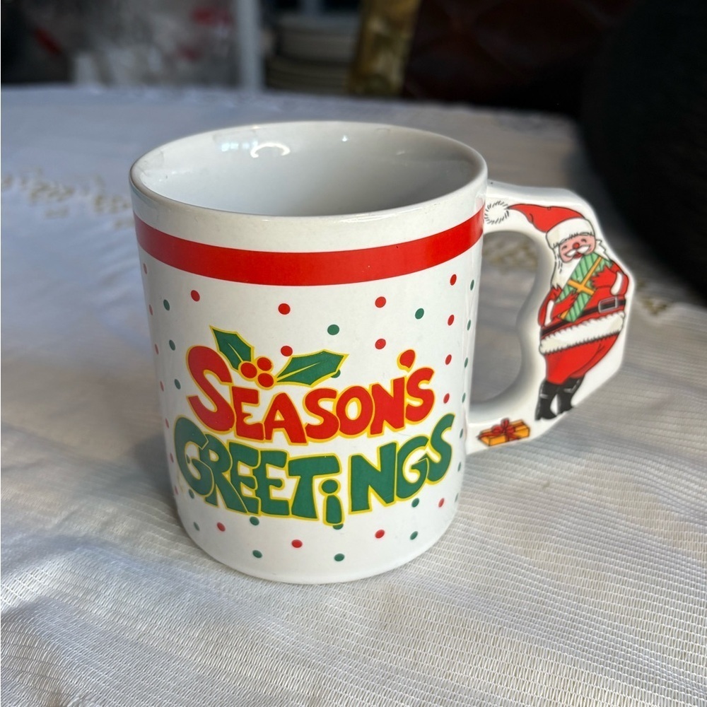 Vintage Festive Season's Greetings Mug